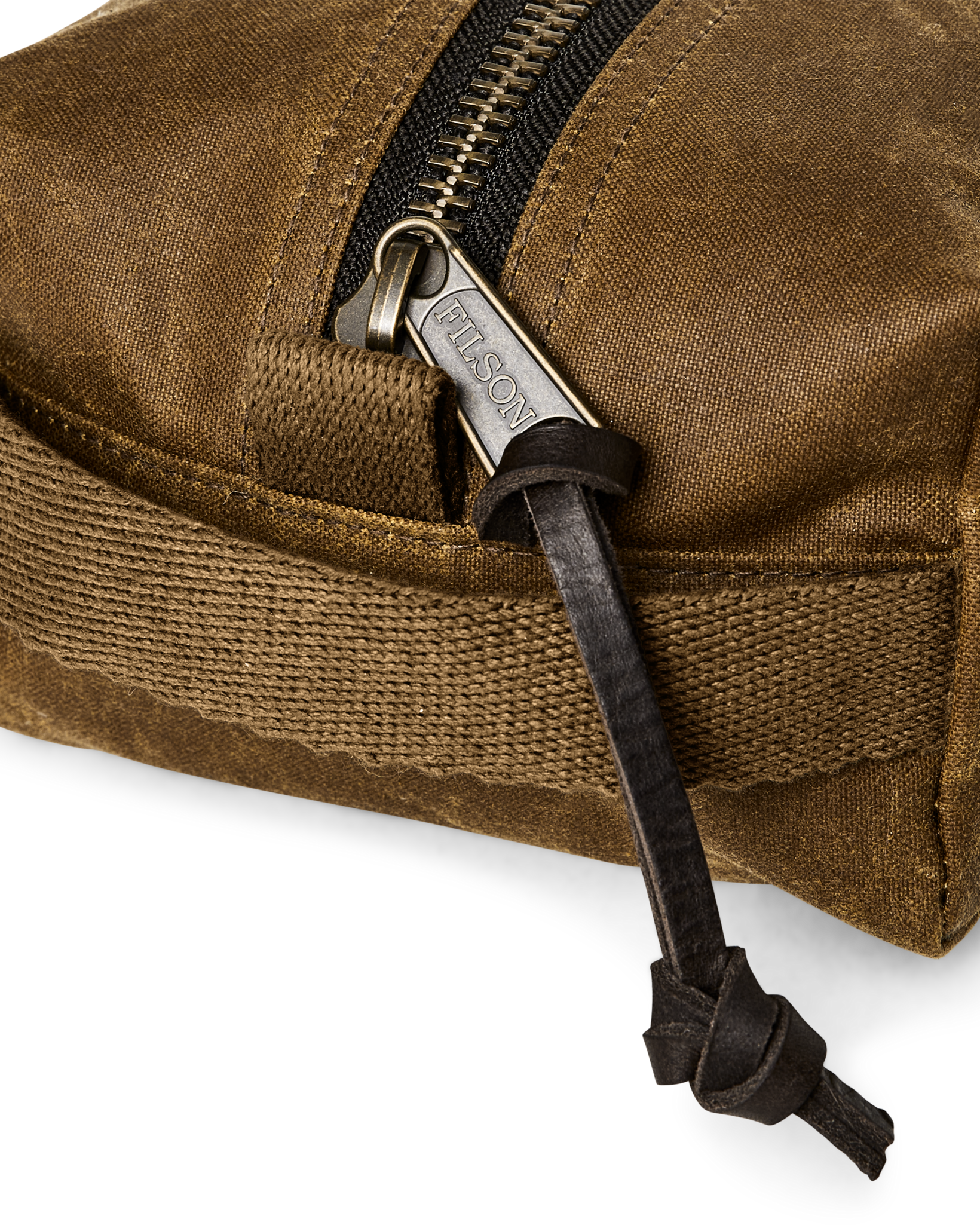 Filson | Tin Cloth Travel Kit