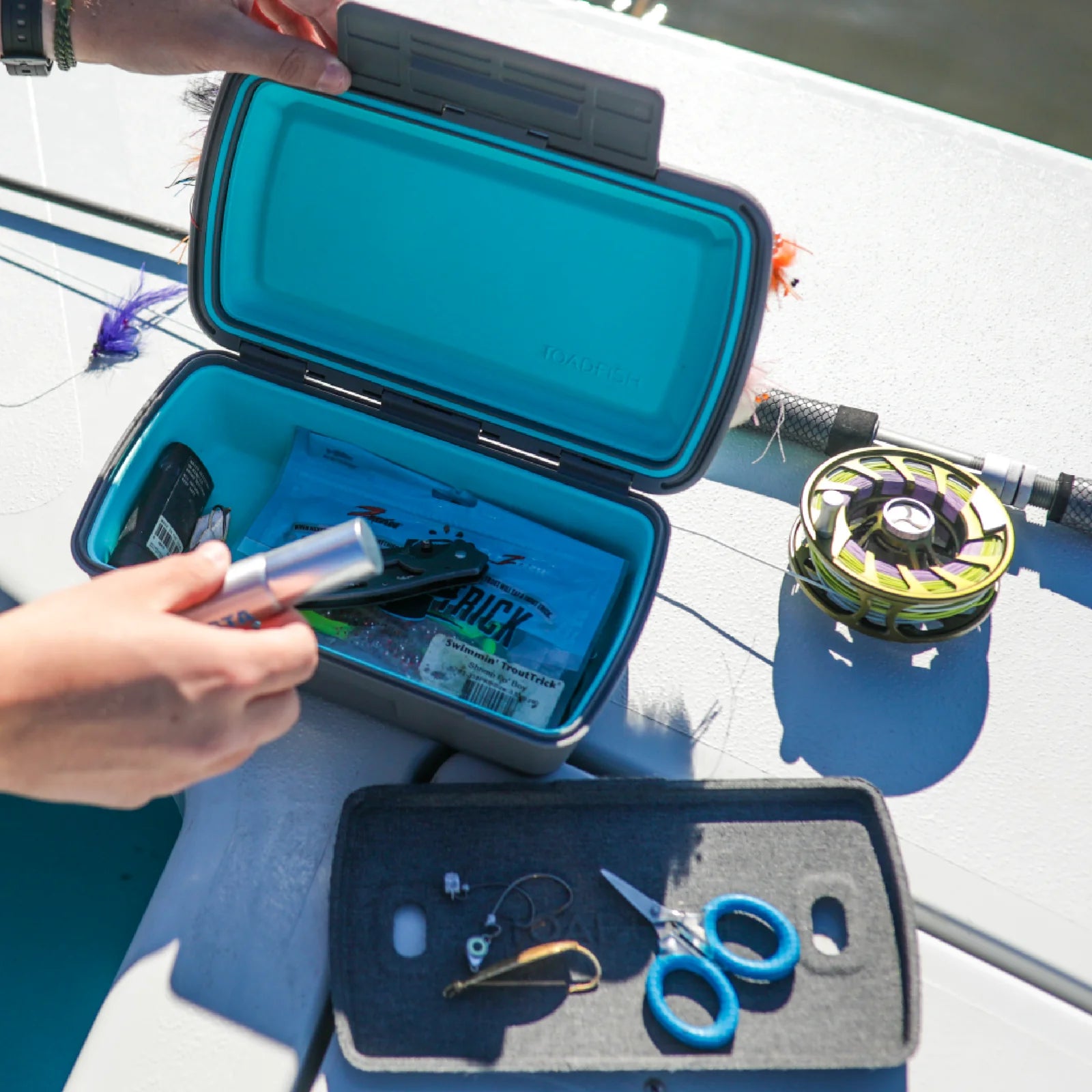 Toadfish | Dry Box with Smartgrip & Cell Phone Tray Insert