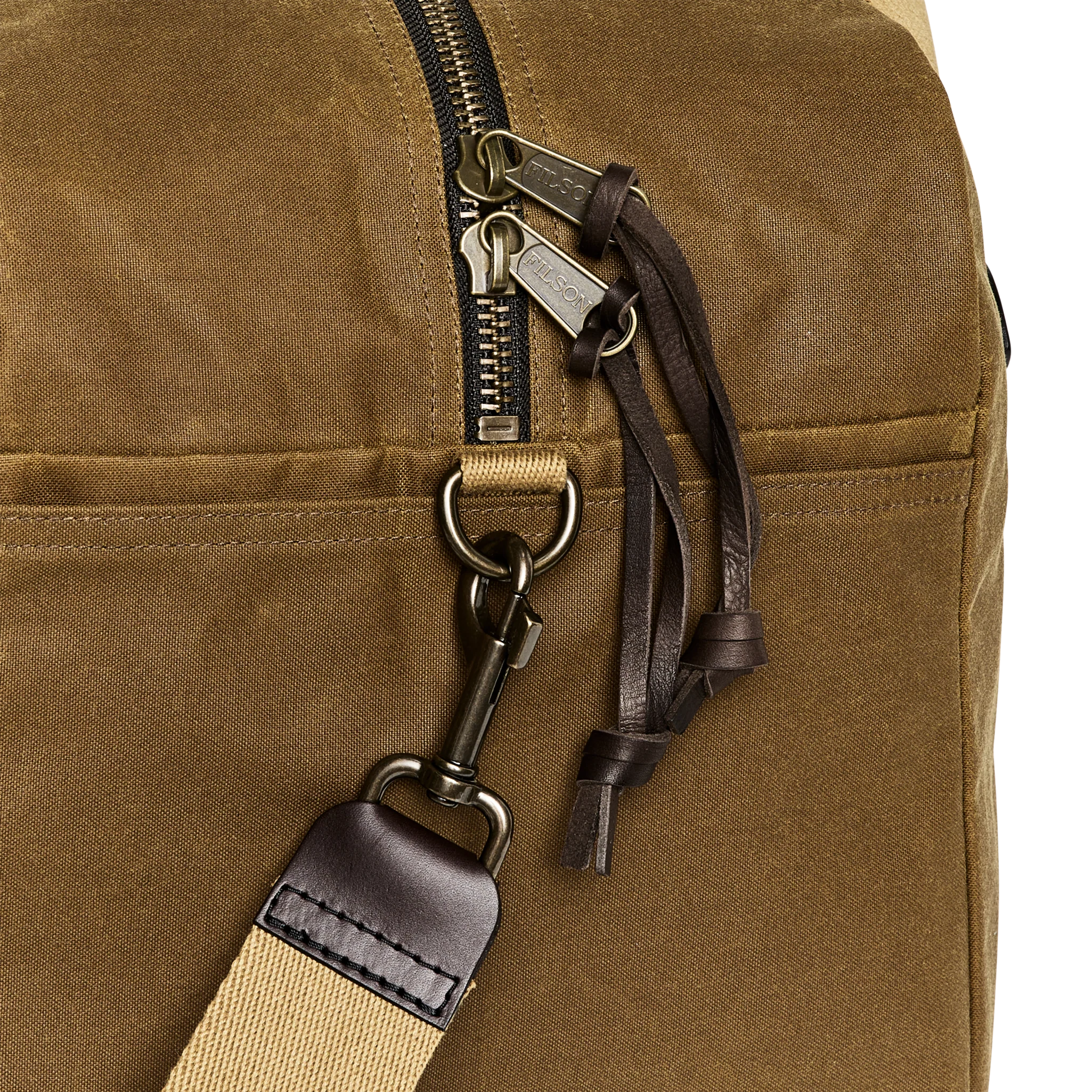 Filson | Medium Tin Cloth Duffle Bag