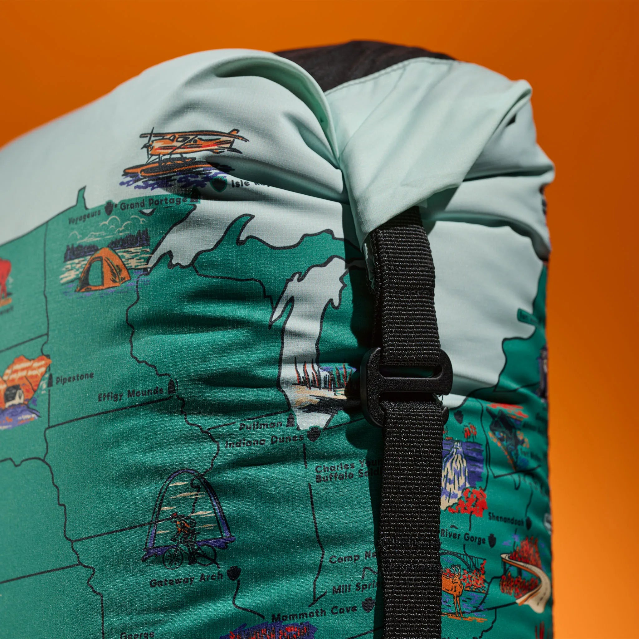 Nomadix | Graphene Puffer Blanket: National Parks and Monuments Map