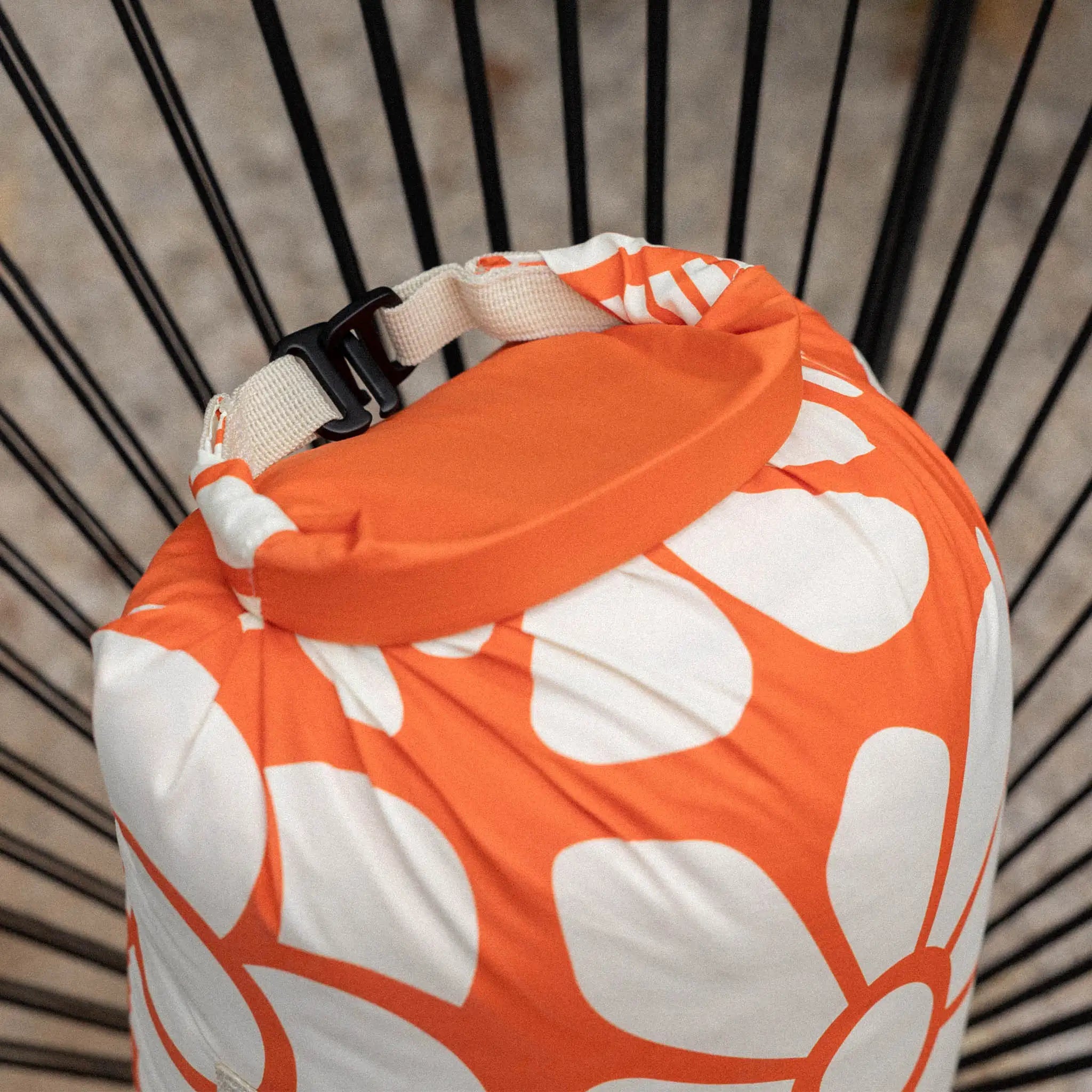 Nomadix | Graphene Puffer Blanket: Big Flowers Expedition Orange