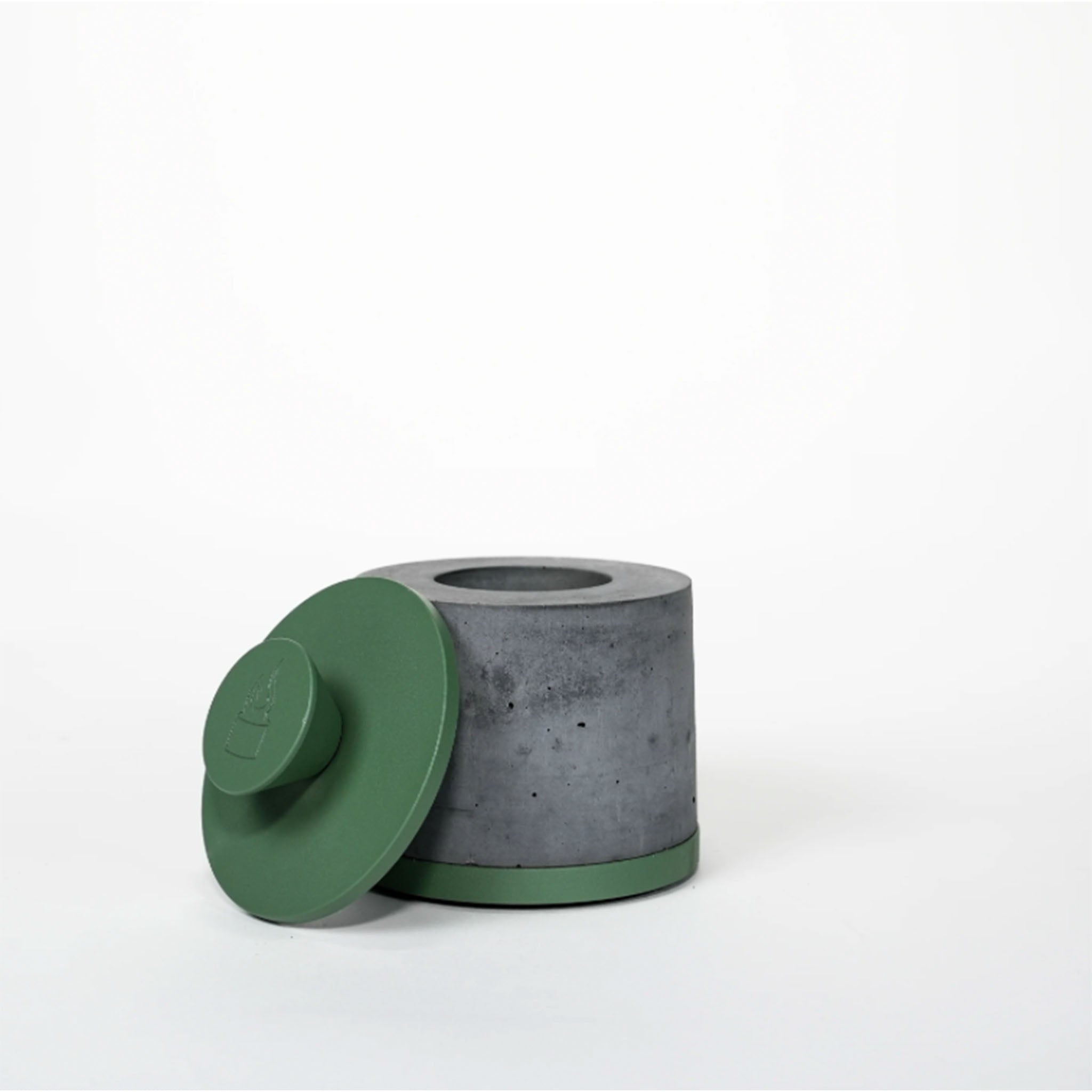 FLÎKR | Round Fire Concrete Fireplace