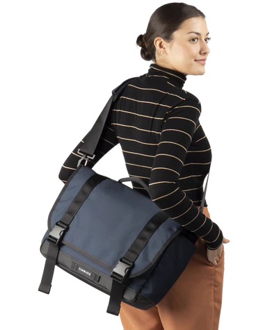 timbuk2 commute 2.0 messenger bag small Its a classic reborn and ready to be worn. Timbuk2 D-Lux Commute 2.0 City